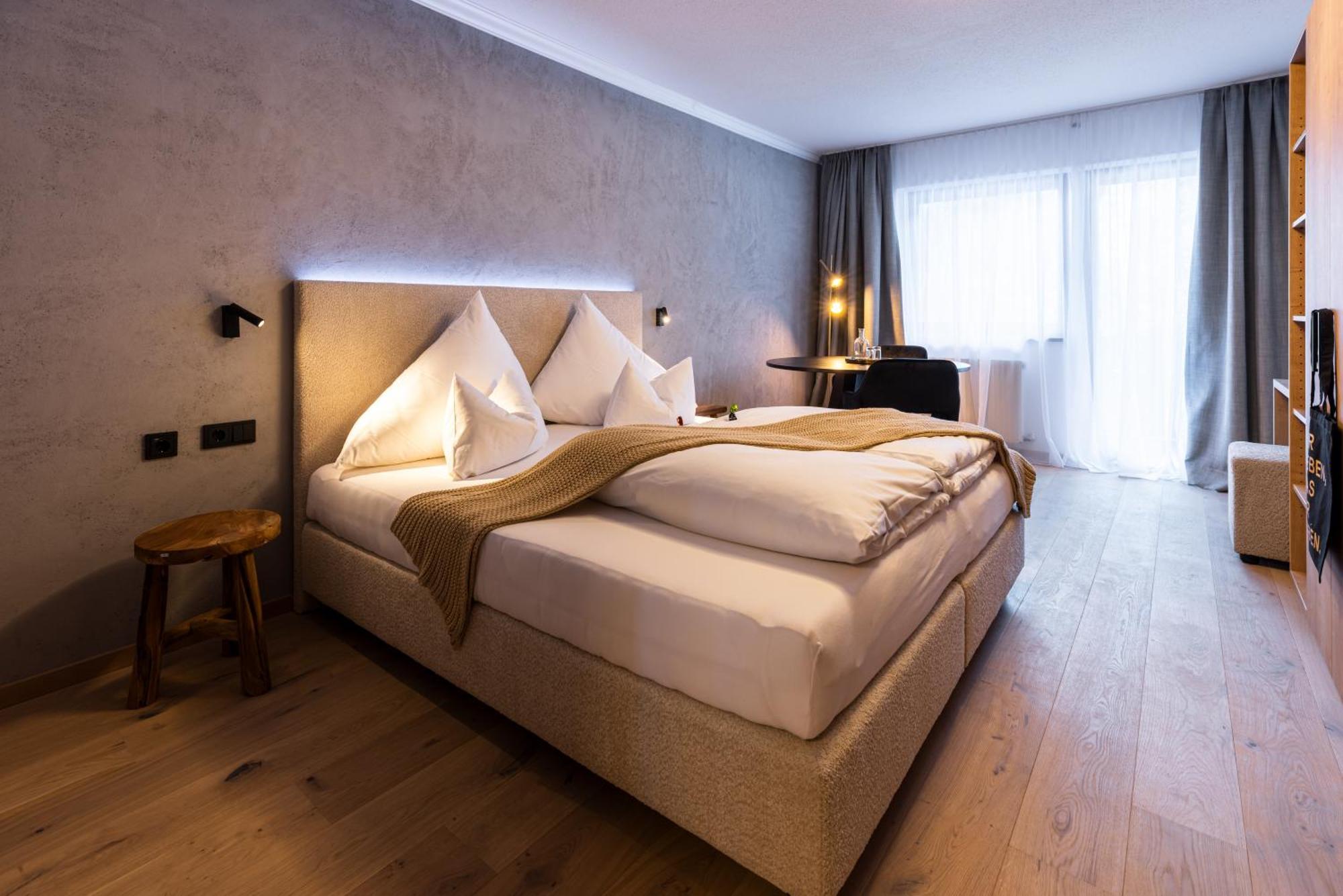 Quality Hosts Arlberg - Afoch Fei - Das Landhaus Sankt Anton am Arlberg Luaran gambar
