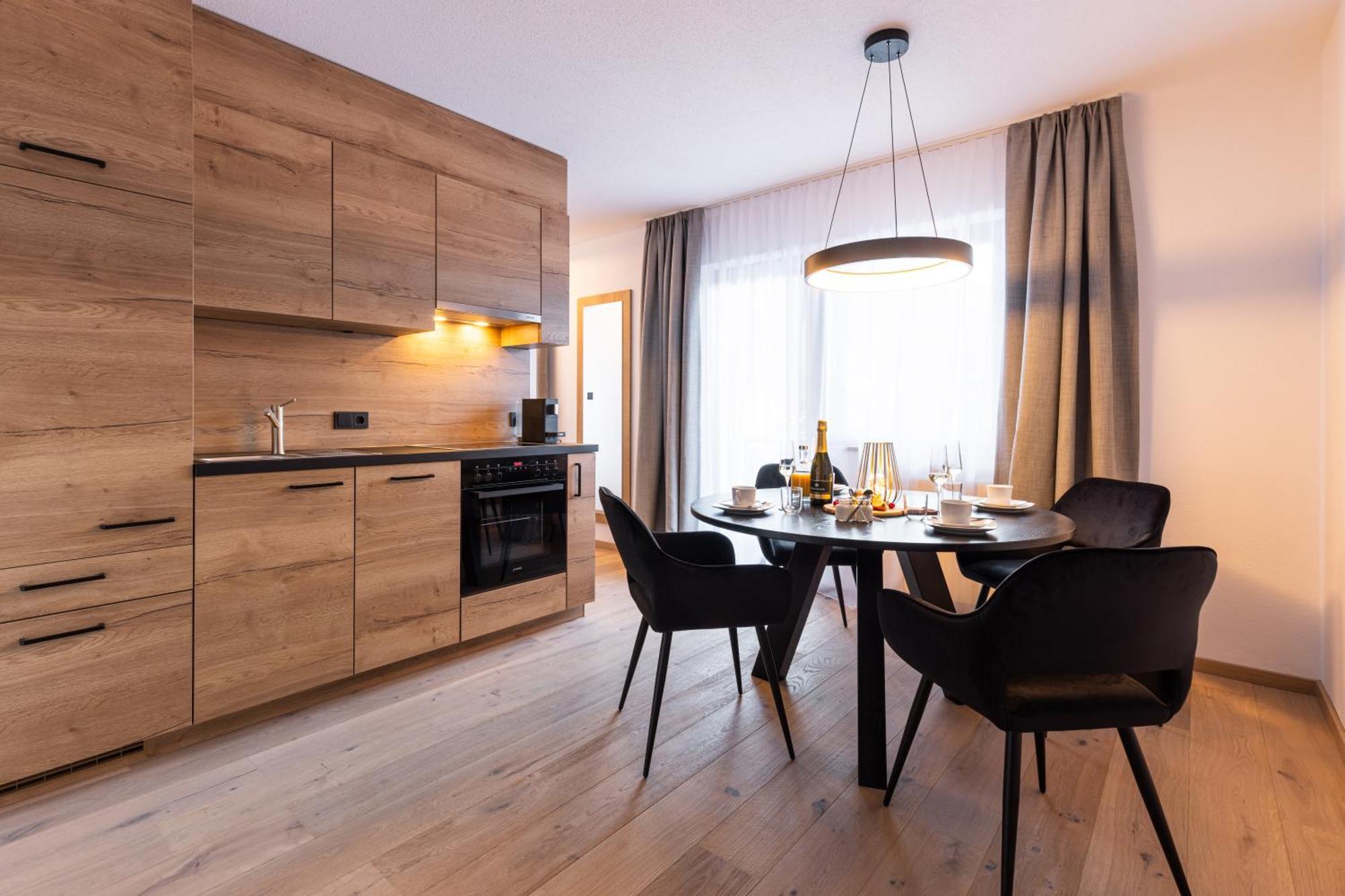 Quality Hosts Arlberg - Afoch Fei - Das Landhaus Sankt Anton am Arlberg Luaran gambar