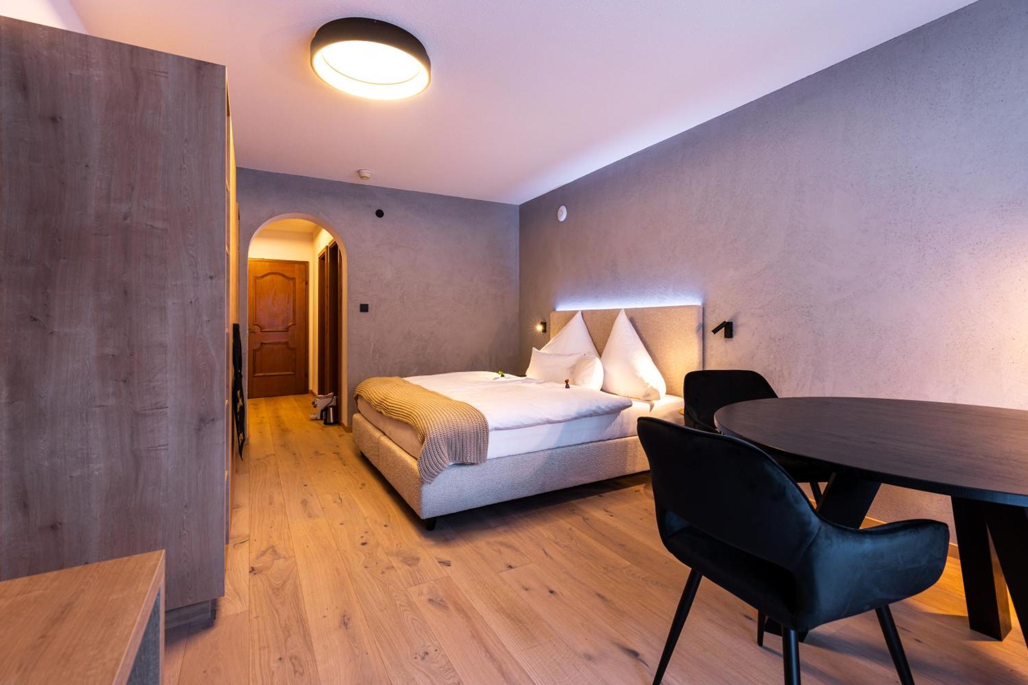Quality Hosts Arlberg - Afoch Fei - Das Landhaus Sankt Anton am Arlberg Luaran gambar