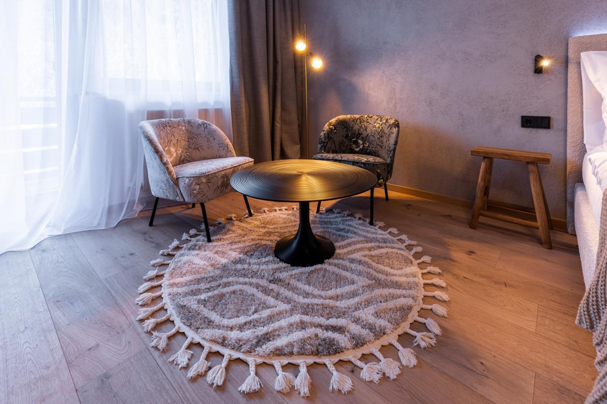 Quality Hosts Arlberg - Afoch Fei - Das Landhaus Sankt Anton am Arlberg Luaran gambar